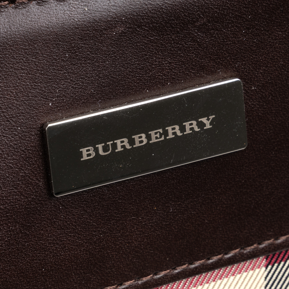 Burberry Vertical Tote - Picture 10 of 10
